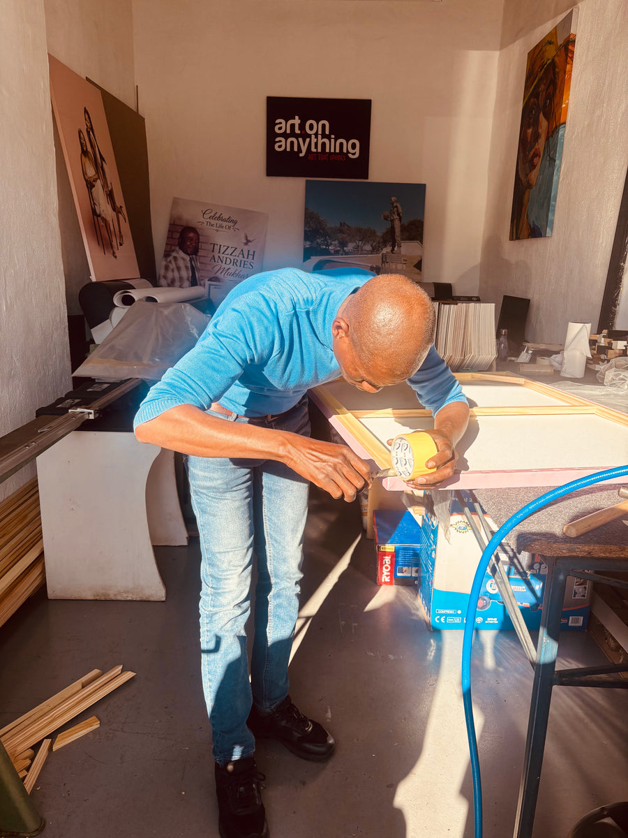 Hand-finishing in the workshop