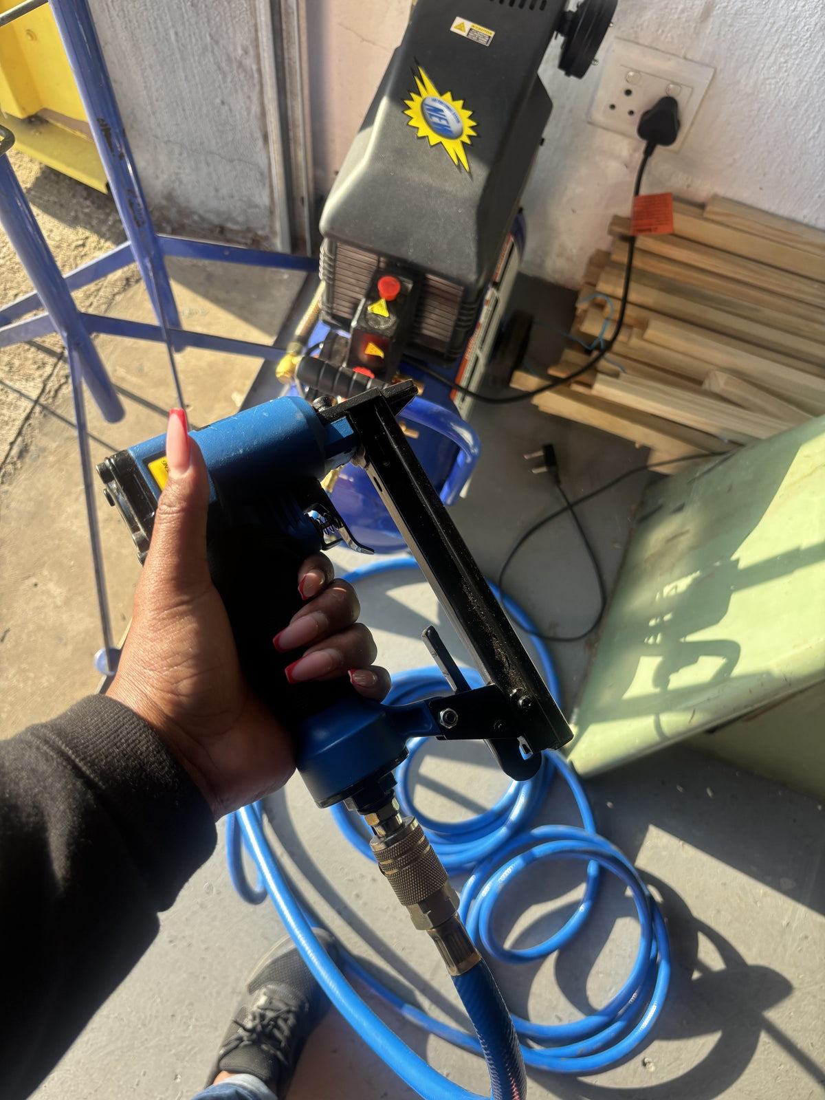 Staple gun used for stretching canvas